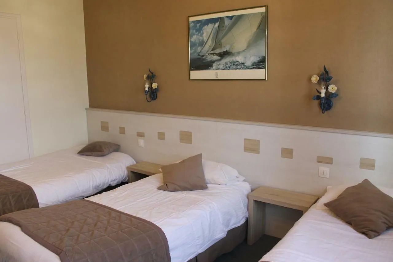 Hotel De La Mer Quiberon 3*,